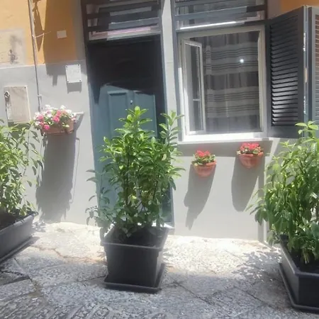 Apartment La Casetta Di Margo Neapel